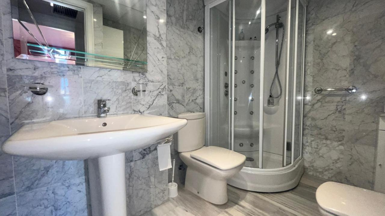Primera Linea Playa , Front Line Beach Torremolinos Ngoại thất bức ảnh